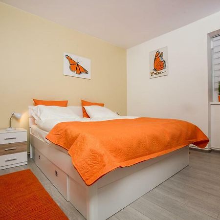 Roze Apartment Zagreb Extérieur photo