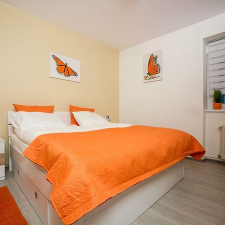 Roze Apartment Zagreb Extérieur photo