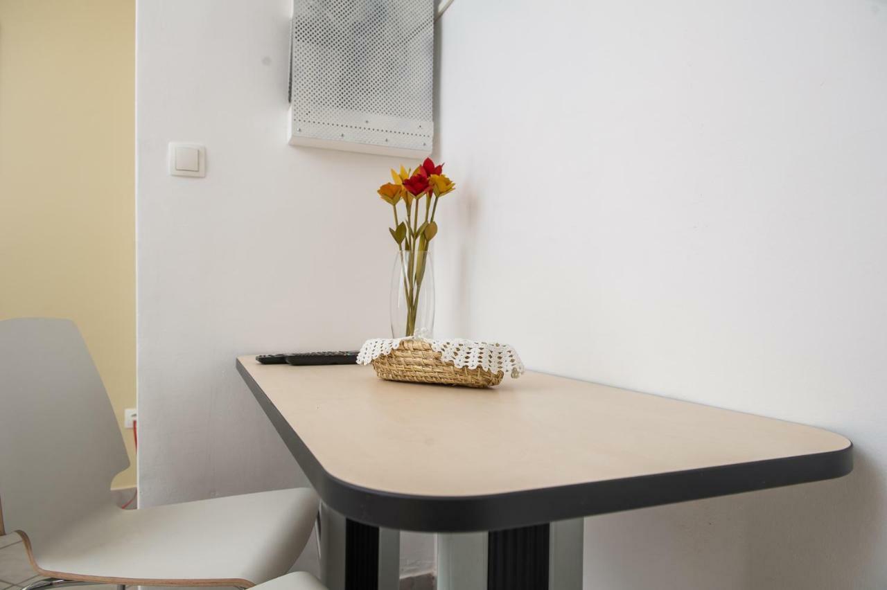 Roze Apartment Zagreb Extérieur photo